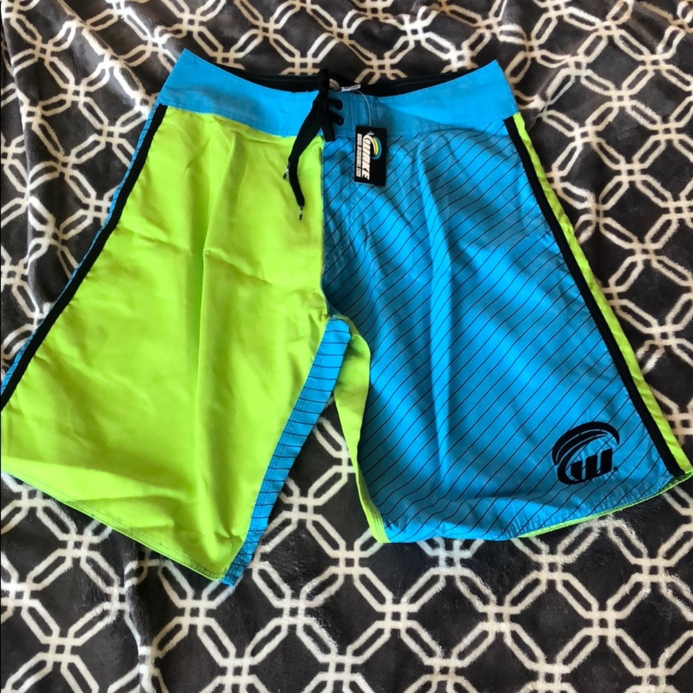 Mend swinging trunks